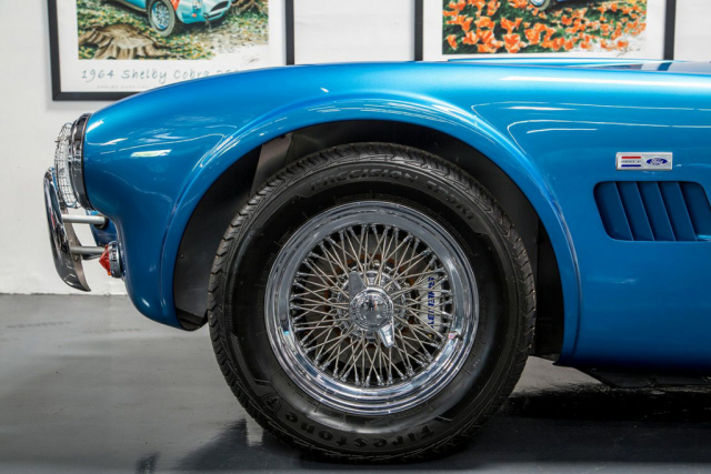 El Shelby Cobra clásico vuelve con una edición especial de diez unidades a partir de los planos originales.
