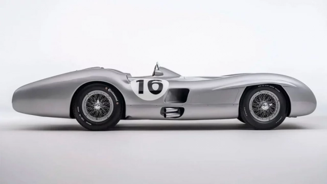 Mercedes W 196 R Fangio 1955 lateral Mercedes W 196 R Fangio 1955 lateral